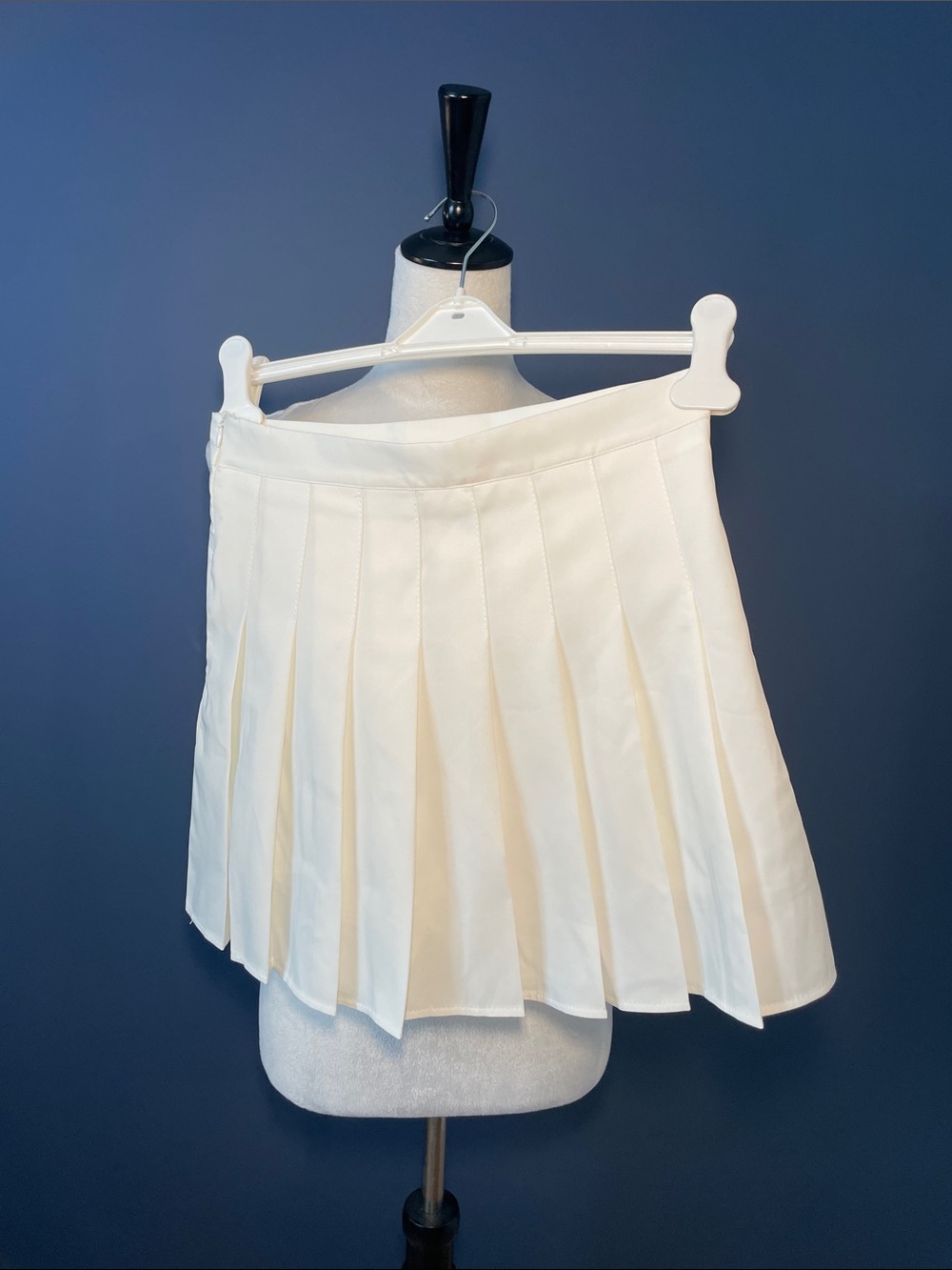 NWOT Cider White Pleated Skater Skirt